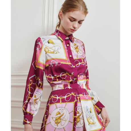 [^ԁF21252013140]yLOULOU WILLOUGHBY  2025 autumn&winterzC^ARATTIibeBjЂ̃C|[gnBA[JCuIWiŕ쐬Ă܂BBe[W̃XJ[t񂾂悤ȎlpzuBn̔n`[tɁArbgȂǃS[h̋`[t}b`Ă܂B𐶂VvȃVcfUCBɃ{[ptX[uɐh߂̃Vc܂łB㉺ZbgAbvŒpۂɁA㉺̕oXǂ悤ɂĂ܂ByX^btRgzgȕ̎uEXBVN悤Ȍ򊴂ŃR[fBl[gACełB炩ȑfފłƂĂSnǂłBɌďׂȂĂA{[oď炵ۂɁB{[̑ƃLbƒ܂݂̃oXfGȈꖇłBVɂȂɂ̂|CgBLC߃{g킹ƃZj[Ȃǉ؂₩ȃV[ɂBi̓fjȂǃJWA_EĒ̂߁B͂قƂǋCɂȂ܂łB􂢉\łƖ̊֌WɂAۂFČꍇ܂B܂p\REX}[gtHȂǂ̊ɂAiƉ摜̃J[قȂꍇ܂B\߂B