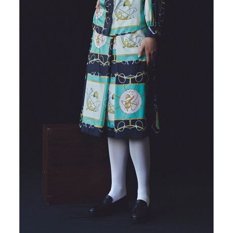 [^ԁF21252011110]yLOULOU WILLOUGHBY  2025 autumn&winterzC^ARATTIibeBjЂ̃C|[gnBA[JCuIWiŕ쐬Ă܂BBe[W̃XJ[t񂾂悤ȎlpzuBn̔n`[tɁArbgȂǃS[h̋`[t}b`Ă܂BVQƃOu[cƍ̏䊴̃tA[rjBOgɃCo[^bNĕĂ܂B㉺ZbgAbvŒpۂɁA㉺̕oXǂ悤ɂĂ܂B􂢉\łƖ̊֌WɂAۂFČꍇ܂B܂p\REX}[gtHȂǂ̊ɂAiƉ摜̃J[قȂꍇ܂B\߂B