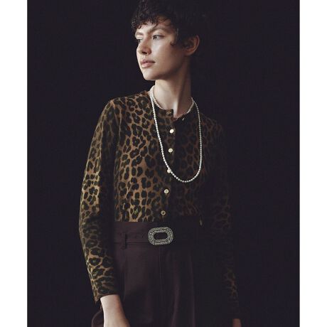 [^ԁF21252016180]yLOULOU WILLOUGHBY  2025 autumn&winterzNԐlC̃X[p[t@CmE[ŁARpNgȃJ[fBKoBN͐VF̑ɁAgh̃Ip[hvgvXĉ؂₩ȓWJɂĂ܂B̃vI[o[ƏiATuƂĒ̂XXByX^btRgzmE[V[YNoBx[VbNɂgJ[fBK^Bɑ@ۂׂ̍mE[ŕ҂܂ꂽjbgńA炩ŏ_炩ȃ^b`łBۉ̌ʂ͂zAoɗDAɂs}ĉKȒSnłBrĨjbgnł̂ŃWPbg̃Ci[ɂ߁B̃S[h{^ANZT[oŉ؂₩ȈہBÔȂŒ1łBN̓gh̃Ip[h߁BJWA킹͂A[XACe⃌fBȃX^COɍ킹̂N炵łB􂢉\łƖ̊֌WɂAۂFČꍇ܂B܂p\REX}[gtHȂǂ̊ɂAiƉ摜̃J[قȂꍇ܂B\߂B