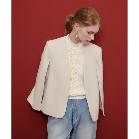 [^ԁF21252010090]yLOULOU WILLOUGHBY  2025 autumn&winterzёy߂̃r[o[fނgpĂAyłʂ̂fފɂȂĂ܂BԂ̃P[vWPbǧ`ł肵Ă܂BR[g͌yA܂ł̍@̃P[vWPbgh܂ByuEXȂǂCăLCڂɒȂĒ܂ByX^btRgzD]̃P[vWPbgƓ^̃WPbgBH~̋GߊvXĂr[o[ngpĂ܂BCgx[ẂAsN̂悤ȉĝȂx[WłǂȂł肪邭Ȃ肻ȃJ[łBȎ̃AE^[gɂ߂łBƖ̊֌WɂAۂFČꍇ܂B܂p\REX}[gtHȂǂ̊ɂAiƉ摜̃J[قȂꍇ܂B\߂B