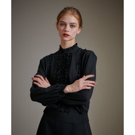 [^ԁF21252013180]yLOULOU WILLOUGHBY  2025 autumn&winterz݌AɃt{fUC̃uEXłBEGXgƑɃV[OHӂƂVGbgoȂ璅Sn悢uEXłBjbg̃Ci[ɂAJK̃Ci[ƂĂR[fBlCg̕LPłB􂢉\łƖ̊֌WɂAۂFČꍇ܂B܂p\REX}[gtHȂǂ̊ɂAiƉ摜̃J[قȂꍇ܂B\߂B