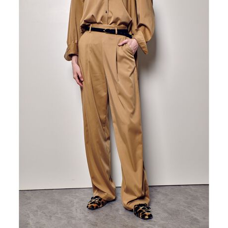 [^ԁF20252012170]yallureville 2025 autumn&winterzXg[gȃCƃEGXg̃^bNAJo[ĂXbLƌĂpcBH̑y߂AZbgAbvŒĒtBuLvV[ŶĂłB̂LvTeɉH{Are[W̗lȕɎdグ܂BGKg̒ɃJWÂ镵͋C͂łB܂AnobNt̃xgEGXg|Cg߂Ă̂ŁAfނ́utBuJVN[Vcvƍ킹ĒĒƁAȒPɃI[C̗lȌɁBEGXgSdlȂ̂ŒSnKȈꖇłByX^btRgzTenɃre[W̉H{ChpcBChL߂ȂׁAȕ⃏ChpcȕɂgC₷łBEGXg̃^bN{fBCɃJo[Bn͔rIŌyAƂĂyȒSn̈ꖇłBobNEGXgSɂȂĂAmXgXqbvCYɌĂ܂BJWAȃACeƍ킹Ă򊴂Ɗ炩ȑfނǂfBȈۂc܂BtH̓WPbgVcŁAĂTVcȂǂłƁA~͂Ղjbg߂̃jbgɃu[cō킹ȂǁAʔNy߂܂BlXȃeCXg̃R[fɃ}b`̂ŁA1{͎ɓꂽACeB͂ȂAI[V[YĂ܂B􂢉\łƖ̊֌WɂAۂFČꍇ܂B܂p\REX}[gtHȂǂ̊ɂAiƉ摜̃J[قȂꍇ܂B\߂B