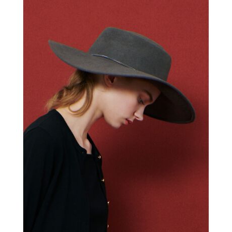 [^ԁF21252056010]yLOULOU WILLOUGHBY  2025 autumn&winterzVvȂ瑶݊̂tFgfނ̃coLnbgB@NEɂꂽ`F[A[hȃANZgvX܂B㎿ȃtFg̕ƃV[vȃVGbgAJWA炫ꂢ߂܂ŕLX^COɃ}b`BH~̃R[fBl[giグACełBƖ̊֌WɂAۂFČꍇ܂B܂p\REX}[gtHȂǂ̊ɂAiƉ摜̃J[قȂꍇ܂B\߂B