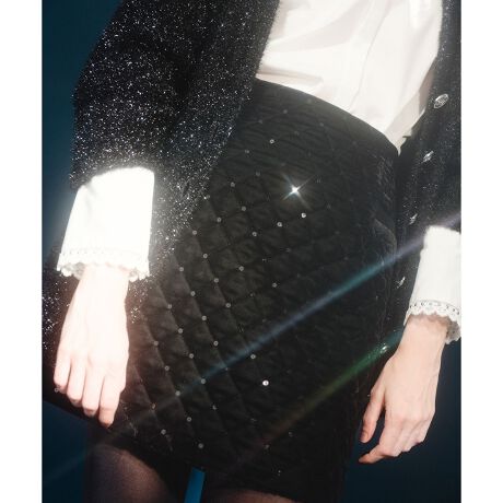 [^ԁF21252011150]yLOULOU WILLOUGHBY  2025 autumn&winterzLOULOU WILLOUGHBYX܂ƃICVbv̔ɂȂ܂B1AXpR[{ꂽxALeBOgpBxg̃nCEGXg^CvłSS̒ZB{[~[ȐnȂ̂Ń炵RpNgȃACeɗƂ݂܂BWPbg(21252010070)ƃZbgŒĂ1ŒĂANȂ̂ɕ\̂ʂȑɁByX^btRgziȌ򊴂̃xAɓgɂǂ@ׂȋP̃XpR[{Ă܂Bn𐶂~j}ȃfUCƂȂĂAÔȂVGbgłBrIZ߂̏䊴ɂȂĂ܂^Cc⃍Ou[c̒pŋr̘Ioy邩Ǝv܂B̊̂xAnłRpNgɃ{fB[ɉĂAĝ̃CLȂ̂ŃXbLʂBGA[ȊG̃xAn͊܂񂾋C̉ۂĂĂƂ܂BCxgV[Ŷ\肩g܂ł܂܂ȏʂŎoC̏オ1łƖ̊֌WɂAۂFČꍇ܂B܂p\REX}[gtHȂǂ̊ɂAiƉ摜̃J[قȂꍇ܂B\߂B