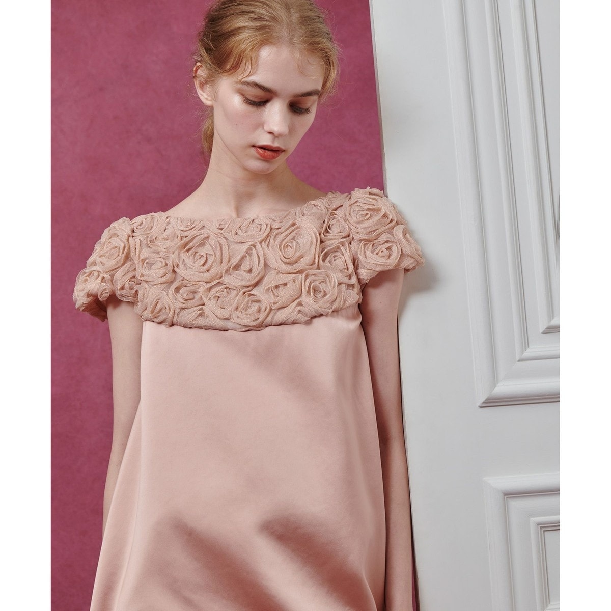 [}C]yLOULOU WILLOUGHBYz`[[Ys[X/EBr[iLOULOU WILLOUGHBYj sN (41)