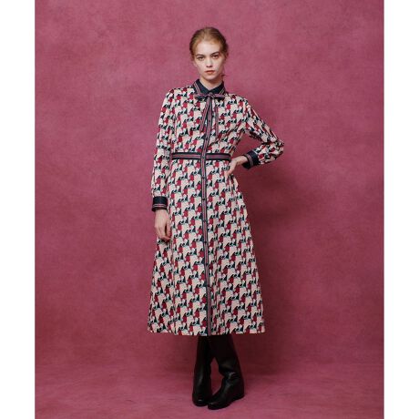 [^ԁF21252014240]yLOULOU WILLOUGHBY  2025 autumn&winterzC|[g}ĂŃvgIWȋfނɂȂ܂BWbL[nĂ郂`[tWIgbNɔzuĂ܂BꌩLJ̗lɂ̂|CgB̂LCڂȃTengpB悢򊴂ŃvgfۂłB܁AOāAJtXȂǒ[XɃCĂ܂BꂩAꂩ̃̕sb`ׂwāAvgĂ܂BVvȃVcs[X̃fUCŒȂՂꖇłByX^btRgzz[Xvg􉽕̂悤ɔzꂽALb`[ȃvgs[XBs[X̓VcJ[ƃgR[̔zFCł҂ƒ܂fUCBuEX̃tƂ͂܂͋Cy߂܂BtBbgAhtA[̏iȃVGbgōɌĂEGXgCYłBǂ̂Ƃnœ͂Ȃ1ŒĂ܂BH[܂Ăё̂J[fBKHD̂킹Ċy߂܂B|GXe100%̃C[W[PÁB\肾łȂWPbg킹łʋ΂ȂǃfC[ɂg1B^C͎O\B􂢉\łƖ̊֌WɂAۂFČꍇ܂B܂p\REX}[gtHȂǂ̊ɂAiƉ摜̃J[قȂꍇ܂B\߂B