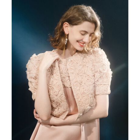 [^ԁF21252019040]yLOULOU WILLOUGHBY  2025 autumn&winterzLOULOU WILLOUGHBYX܂ƃICVbv̔ɂȂ܂BsN̓S[hAN̓Vo[̃΂߂`[gpA̓ʂȋ@B̂HŃIWi̗̎hJ{Đn쐬܂BOu]łOăgbvX̂悤ɂĂ܂B܂Â̖tɂĂtz[ȂdlɂȂĂ̂Ń{̊oŉHDĂ܂ByX^btRgz䗃dĂ̂߁A{^𗯂߂ۂɃgbvXfUCB[Y̗̊A{[͂܂RpNgȍ̂߁Aڈȏɂ肵płB`[gpĂ܂ntĂ邽߃`N`NȂǂȂAȂdlłBsN̓S[hŏiŉ炵AubN̓Vo[Ń[hh悤ȕ͋CłBFȂLkFȂdFynF聦Ɩ̊֌WɂAۂFČꍇ܂B܂p\REX}[gtHȂǂ̊ɂAiƉ摜̃J[قȂꍇ܂B\߂B