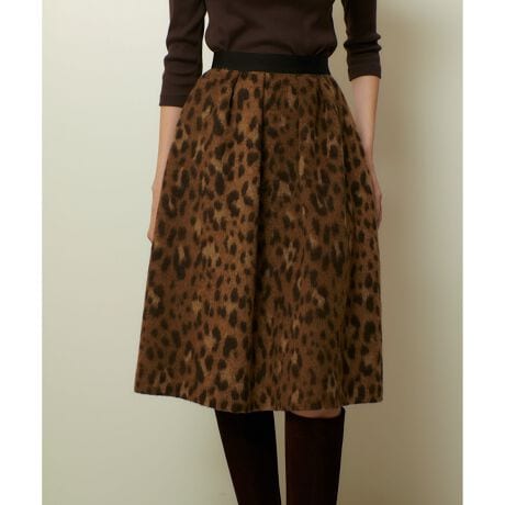 [^ԁF20252011100]yallureville 2025 autumn&winterzC^AC|[guMiLior(~I[)v̍ghAIp[hpAwAVM[ZNg܂BOOfނ̃ubNŃEGXg߂AfUC^bNXJ[głBn̂{[VGbgoāAÂȂ[hotHɃfUCĂ܂B؂₩ȃgbvXܘ_łAfjuEXAƂjbgȂǂƂ̗ǂACełByX^btRgzgh̃~fBXJ[gBwAVM[ƃIp[h̑gݍ킹H~炵ꖇłɌ܂ACełBCɂȂEGXgqbv͂ƌfUCŐɌYɍL鏗炵VGbgBYȌ`L[vĂ鏭̂鐶nłBۂɗĂ݂Ǝv̂قdyȒSnłBoXCɂȂ̓RpNgȏ䊴̃ACe߂̃VGbg̃ACe킹߂łBJWAȃp[J[⃍SACeȂǂ킹̂Xj[J[u[cA[t@[ȂǍ킹V[Ył͋CςyꖇłBƖ̊֌WɂAۂFČꍇ܂B܂p\REX}[gtHȂǂ̊ɂAiƉ摜̃J[قȂꍇ܂B\߂B