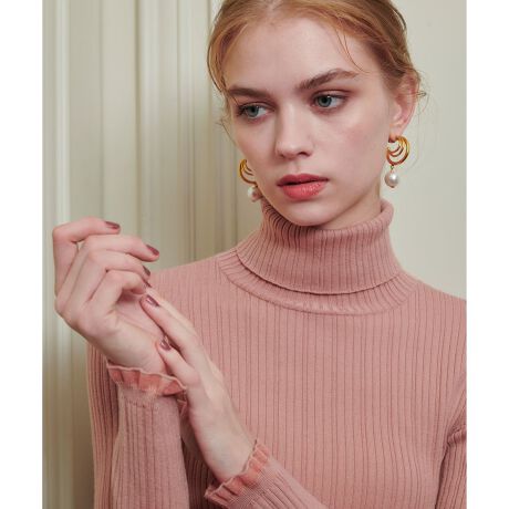 [^ԁF21252016200]yLOULOU WILLOUGHBY  2025 autumn&winterzGNXgt@CmgpBFƖږʂAg㎿ȑfނłBڂ̋KIȃuŃIt̓CɂȂȂ悤ґɎ낦܂BGƂƂŃ`N`N܂BR[g𒅂鎞ɂȂĂ猩t|CgɁByX^btRgz񌳂ƑɃt{ꂽujbgBt͓LƂnŁAVvȂfUC蒅񂵂̌ꖇłBGNXgt@Cmfނŕۉ͂񂵂Ȃ₩A\ʂ̂ق̂ȉ₩B`N`NɂASnƂĂǂłBRpNgȐ݌vŁA{gXI΂ȕłoXAbvł܂BE@ȂEd@@yEXgb`@S̓Iɂ聦Ɩ̊֌WɂAۂFČꍇ܂B܂p\REX}[gtHȂǂ̊ɂAiƉ摜̃J[قȂꍇ܂B\߂B