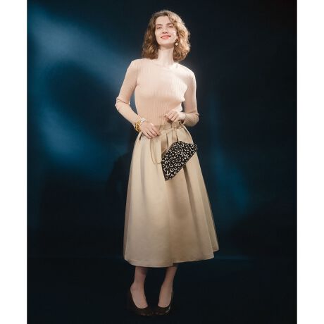 [^ԁF21252011230]yLOULOU WILLOUGHBY  2025 autumn&winterzLOULOU WILLOUGHBYX܂ƃICVbv̔ɂȂ܂B̃TegpB肷ȂiȌ̃TenłB肵nɂɑSʐc\āA^bÑCo悤ɍHvĂ܂BVvȃ^bNXJ[głA^bN̕ʂŜ̃VGbgɍSꒅB~̖ё̂TopsȂǂƍ̃XJ[głB􂢉\łƖ̊֌WɂAۂFČꍇ܂B܂p\REX}[gtHȂǂ̊ɂAiƉ摜̃J[قȂꍇ܂B\߂B