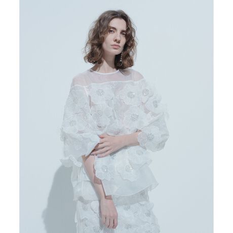 [^ԁF21261013010]yLOULOU WILLOUGHBY  2026 Spring & SummerzLOULOU WILLOUGHBYX܂ƃICVbv̔ɂȂ܂Bƒ芴̂I[KW[ɂԕ̎hJAɏォ痧̓IȉԂтƃrW[̂Ԃ̂Ă܂BӂӂALLA@ׂȌy₩ƃGA[ȃ{[˔ʂȑfށB͖ñI[KW[gpăfRe悢ŉoĂ܂B{[̃ptX[uӂƖcރfUCłBs25ans WEBfڃACetyX^btRgzVGbg҂肵Ȃ̂ŁAfjƍ킹ăJWAɒ̂߁BIP[WɂAx݂̓ɂg閜\uEXłBZ߂Ȃ̂ŁAfXN[NȂǂdV[ł₷̂|CgBÂ߂ȕ́AVbNȃubN߂łBƖ̊֌WɂAۂFČꍇ܂B܂p\REX}[gtHȂǂ̊ɂAiƉ摜̃J[قȂꍇ܂B\߂B