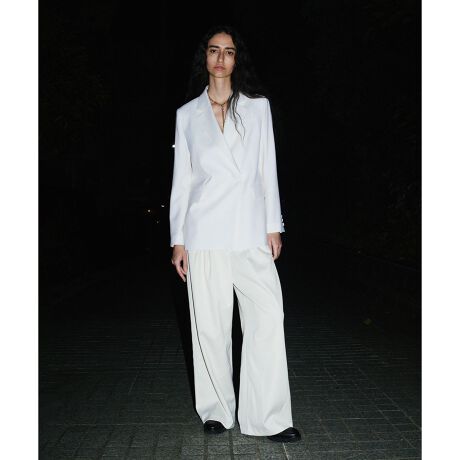 [^ԁF20252012230]yallureville 2025 autumn&winterz[ƃE[Ńuhꂽ㎿ȑfނŎdĂeobNt̃OJpcB\ʂ͎qDŔ򂪂LCڂɌAE[ł`N`NȂƂ낪|CgłBtg̓^bNfUCŃ{[oAqbv̓XbLƂVGbgɁBobNŃnCEGXgɂăX^CAbvȒȂ߂łBrbOVcLCڃuEXÂjbg܂ŁA킹镨I΂ȂACełB􂢉\łZp : ȂLkFȂ򊴁FF聦Ɩ̊֌WɂAۂFČꍇ܂B܂p\REX}[gtHȂǂ̊ɂAiƉ摜̃J[قȂꍇ܂B\߂B