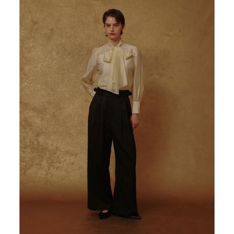 [^ԁF20252012230]yallureville 2025 autumn&winterz[ƃE[Ńuhꂽ㎿ȑfނŎdĂeobNt̃OJpcB\ʂ͎qDŔ򂪂LCڂɌAE[ł`N`NȂƂ낪|CgłBtg̓^bNfUCŃ{[oAqbv̓XbLƂVGbgɁBobNŃnCEGXgɂăX^CAbvȒȂ߂łBrbOVcLCڃuEXÂjbg܂ŁA킹镨I΂ȂACełB􂢉\łZp : ȂLkFȂ򊴁FF聦Ɩ̊֌WɂAۂFČꍇ܂B܂p\REX}[gtHȂǂ̊ɂAiƉ摜̃J[قȂꍇ܂B\߂B