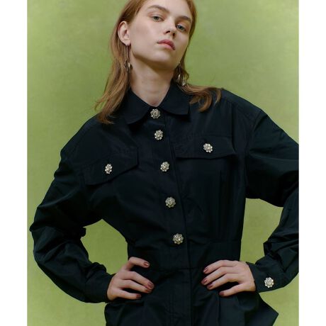 [^ԁF21261012050]yLOULOU WILLOUGHBY 2026 Spring & SummerzLOULOU WILLOUGHBYX܂ƃICVbv̔ɂȂ܂BC^AETIQUEЂ̃^t^gpĂ܂BƓKxȒ芴BrW[rW[{^̃^t^̃I[CłBܕDƂS̎dlŖDグח̔AԎST邱Ƃŕ\oĂ܂BJWAɂAtH[}ɂĂXyVȂPB㔼gEőEGXgŔĒĂ̂߂łBpĉiăVGbg̕ωy߂܂BƖ̊֌WɂAۂFČꍇ܂B܂p\REX}[gtHȂǂ̊ɂAiƉ摜̃J[قȂꍇ܂B\߂B