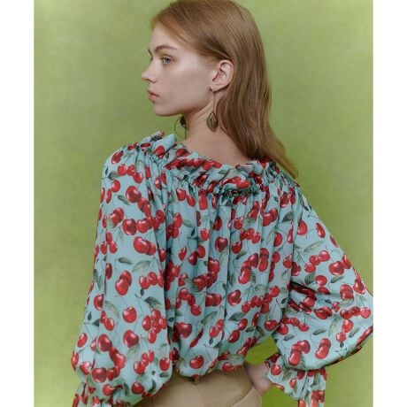 [^ԁF21261013080]yLOULOU WILLOUGHBY 2026 Spring & Summerz炩ȃTeW[[bg̐nɃ`F[̂炵vgB_ȃItVȂ̂ŔN킸lĂuEXłBSdlɂȂĂ̂ŒEȒPɂłA̓LfB[X[uɂȂĂ̂ł܂ĒZ߂ɒpĂfGłBƖ̊֌WɂAۂFČꍇ܂B܂p\REX}[gtHȂǂ̊ɂAiƉ摜̃J[قȂꍇ܂B\߂B