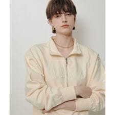 ハーフジップ刺繍プルオーバー