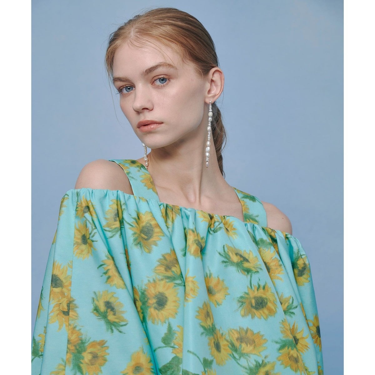 LOULOU WILLOUGHBY】サンフラワープリントブラウス | ルルウィルビー