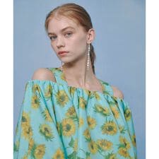 【LOULOU WILLOUGHBY】サンフラワープリントブラウス