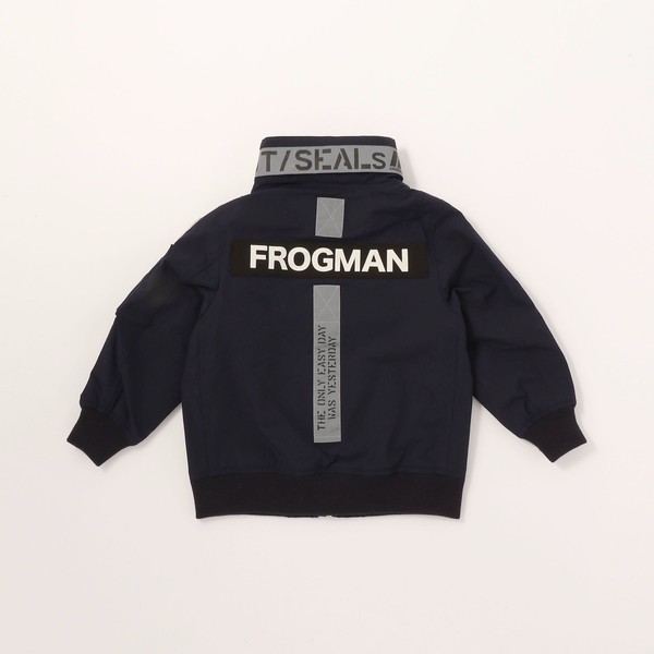 SALE】 【美品】AVIREX M アメリカ国旗 FROGMAN タイプCWUジャケット 