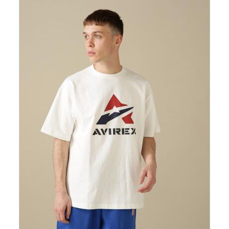 [^ԁF7833134094]SHORT SLEEVE T-SHIRT A-STAR ^  TVc AX^[AJuh炵Rbg100̒悢TVcB90N㔼2000Ño[VeB[ugI݂łAVIREXA-STAR}[NVvɃtgvgɗƂ1B̎̑̃A[eBXgɂƂẴXe[^XłALbŶłOtBbNBhȃACRjbNȃOtBbN1Ŋy݂ACeByAVIREX^ABbNXz1975NɃAJR̃RgN^[ƂđnƂAtCgWPbgł̔FmxIɍ߂AVIREX́A1985NAfUCւ̕s̐_ŃX|[cJWAɂioBAVIREX VARSITÝAwÂǂAJxe[}ɂX|[cCŁAABbNXȂł͂̃J[OƓƑnIȃOtBbNfUCHIPHOPV[𒆐SƂlCA[eBXgX|[cIɍDŒpAč̎҂̃Xe[^XuhւƊg債BNVJłȂǂȃV[łF򂹂ȂAVIREX VARSITỸEFÁAʂ⍑Ђ킸AAJq[[̐_M邷ׂĂ̐lɍxꑱĂB