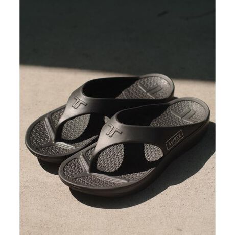 [^ԁF7833993201]ebN&nbsp;tbvtbv&nbsp;Jo[&nbsp;T_&nbsp;^&nbsp;TELIC&nbsp;FLIPFLOP&nbsp;SANDAL&lt;iڍ&gt;&nbsp;TELIC̒ԃfFLIPFLOP̃Jo[T_Bg蔲Q̃Vvx[VbNȃfUCɁANbV̍ƃghvXBɂ₩Ɍʂ`q[̃A[`ݍނƂɂADꂽz[hʂ́BӎEGx[^[AGXJ[^[AhAA܂₷ꏊł̒p͏\ӂBE}z[AGꂽHʁAHʂȂǘHʏ󋵂ɂA鋰]|̊댯܂B\CtBE˓̓ꏊł̕ۊǂ͂߂Bό`ǩ݂ƂȂ܂ByAVIREX^&nbsp;ABbNXz̃tCgWPbgRgN^[ƂĔ[ĂBAVIREX͍@\tCgWPbg̖͂ʎsɂL߂邽߁A̗vf𐏏ɎꂽT[vXEFAnoĂB̖ʂ̖fUCAmX^WbNȖ킢͐Ȇ̐lXxꑱĂBɎv͂s(ABG[^[)̂AVIREX(̉l)琶܂ꂽłB