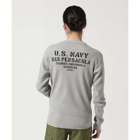 [^ԁF7834130006]LONGSLEEVE WAFFLE T-SHIRT U.S.NAVY ^  btTVc [GXlCr[ ^ AVIREX ^ ABbNX&lt;iڍ&gt;ESɃ|GXeƃRbgĖaтꂽAȎgpĕ҂ݗĂꂽbtngpEM[TCỸOX[uT[}TVcEȂƃ|GXegpĂ邪A̍\㔧G͓VRRbgƕς炸A㑬ɗDĂfށEFLORIDABɂCRqnyTR[̃[hŃfR[gfUCyAVIREX^ABbNXz1975NɃAJR̃RgN^[ƂđnƂAtCgWPbgł̔FmxIɍ߂B~^[ɋNABbNX́A@\IȃfUCoL̔ɎxĂB̌Iȕ\́AfuCfB[EW[YvugbvKvutBXxvȂǂ̃XN[ł􂵁Aт𗁂тB̖ʂ̖fUCAmX^WbNȖ킢͍ȂȆ̐lXxꑱĂB