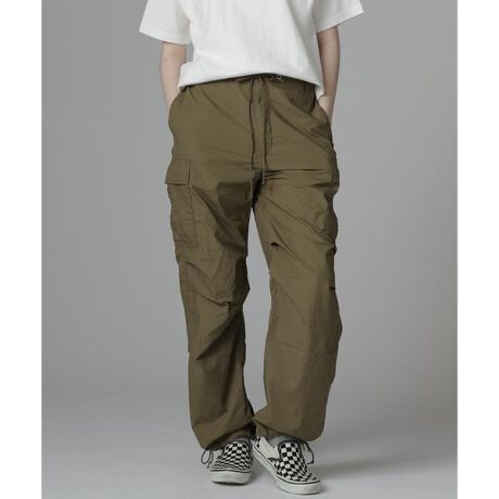 [^ԁF7833910605]STANDARD ITEM&lt;SNOW PANTS&gt;Xm[pc₷VGbgɃAWI[o[TCYȂALCɌVGbg􂢂肩ĕ\ʂɓoA݊dオ聡֘AACe7833916602FSNOW SKIRT߃X^CO݊̂J[SpcȂ̂ŁAVvTVc^Ngbvƍ킹ĒĂT}ɂȂ܂B̒Z߂ȃgbvXɁAŗƂėĒƃgĥX^C܂BX^COyȂ{gXłByAVIREX Belle^ABbNX xz{iIȃ~^[EFA@\ƃfUCfB[XJWAɓeCBI㐫̂郌fB[XuhƂđARADSAzƂĉȓl̏֌fBXJWAĂĂ܂B