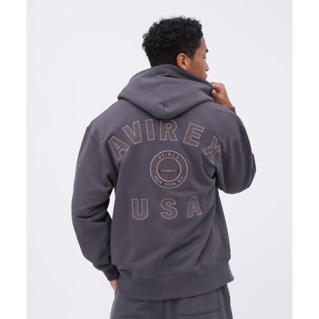 [^ԁF7834231002]VARSITY LOGO ZIP SWEAT PARKA NYC&lt;iڍ&gt;EX^_[hȌ݂̃WbvAbvp[J[EʃpCXGbgngpE{fB̃J[Ƌ߂FŃSAWEobNɃACRjbNȃuhStFgpb`ŗ̓IɉoEMANHATTAN̊X݂C[Wpb`fUCEx[WATbNXA`R[̎OFWJE悭肵VGbgfނ́Auhi:7834210016 ^ i:VARSITY LOGO CREWNECK SWEAT NYC ƃZbgAbvł̃X^CO\ByAVIREX^ABbNXz1975NɃAJR̃RgN^[ƂđnƂAtCgWPbgł̔FmxIɍ߂B~^[ɋNABbNX́A@\IȃfUCoL̔ɎxĂB̌Iȕ\́AfuCfB[EW[YvugbvKvutBXxvȂǂ̃XN[ł􂵁Aт𗁂тB̖ʂ̖fUCAmX^WbNȖ킢͍ȂȆ̐lXxꑱĂB