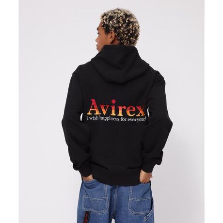 [^ԁF7834231010]yAVIREXVbvziFsWEB&amp;DEPOTt"EMBROIDERY LOGO & WISHES" PULLOVER HOODIE&lt;iڍ&gt;EWEB&amp;DEPOT̓ʂȃvI[o[p[J[Eɂ̓n[gŃAWuhShJEwɂ̓uhSOf[VdlŎhJEn͗сipCjgAG悭d˒₷dlEw̃Of[VS̉ɂ́uI wish happiness for everyone!^݂ȂɍKK܂悤ɁvƃbZ[WhJEzCgAubN̐lCԐF𑵂J[oG[VEoX̗ǂVGbgyAVIREX^ABbNXz1975NɃAJR̃RgN^[ƂđnƂAtCgWPbgł̔FmxIɍ߂B~^[ɋNABbNX́A@\IȃfUCoL̔ɎxĂB̌Iȕ\́AfuCfB[EW[YvugbvKvutBXxvȂǂ̃XN[ł􂵁Aт𗁂тB̖ʂ̖fUCAmX^WbNȖ킢͍ȂȆ̐lXxꑱĂB