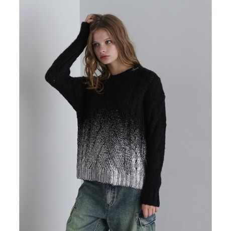 [^ԁF7834240605]AVIREXVbvz2024 AUTUMN&WINTER ITEMFOIL PRINT KNIT TOPSEvg{jbggbvXERpNgȃTCYœ~̃C[hɎg₷ACeEHgRbgfށ֘AACe7834211603FFOIL PRINT DENIM PANTS߃X^CO1ł݊̂ACeBƃfjō킹AJ[Spc𗚂ăYCNɂănYƁAFXȃR[fBl[gɎgACełByAVIREX Belle^ABbNX xz{iIȃ~^[EFA@\ƃfUCfB[XJWAɓeCBI㐫̂郌fB[XuhƂđARADSAzƂĉȓl̏֌fBXJWAĂĂ܂B