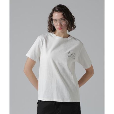 [^ԁF7835135607]2025 SPRING&SUMMER ITEMLEATHER PATCHED VARSITY T-SHIRTEAVIREXݗ50NLOTVcEI[hNVbNȃSgpfUCEtgɂ́A50ÑShJEw̃SAbvPɂ̓U[(Rrv)̗pEfނ́ARbg100œ̓xlߓV̗pyAVIREX Bellez{iIȃ~^[EFA@\ƃfUCfB[XJWAɓeCBI㐫̂郌fB[XuhƂđARADSAzƂĉȓl̏֌fBXJWAĂĂ܂