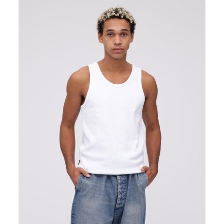 [^ԁF7835937002]iFsDAILY^fC[tRIB TANK TOP siڍׁtERtH[^uȓ풅ƂĊJ fC[CuAVIREX DAILY WEARvEnɍRۖhLH{ACɂȂ銾̃jICLhdlẼCȃjICɂAKɒp\EeV̋CNꂽu҂ݑfނ̗pE肵Ńwr[[e[Vł̒pɂςϋvRۖhLH́AׂĂ̋ۂL}肷킯ł͂܂BZF͒p̊▀CɂF܂̂ŁAWFƍ킹Ă̒p͂B̍ۂ̓N[jOlbgɗԂɓĂ􂢉BSĂ̊@̂gp͂Bn̐A˓u̒ԏƎ˂ɂAF鋰ꂪ܂Bn̓Ak݂₷̂ŁA͏cɈA`𐮂ĊĉBvgւ̃AČ͔ɂȂ܂̂łBACgṕAĕz𓖂ĂĉByAVIREX^ABbNXz1975NɃAJR̃RgN^[ƂđnƂAtCgWPbgł̔FmxIɍ߂B~^[ɋNABbNX́A@\IȃfUCoL̔ɎxĂB̌Iȕ\́AfuCfB[EW[YvugbvKvutBXxvȂǂ̃XN[ł􂵁Aт𗁂тB̖ʂ̖fUCAmX^WbNȖ킢͍ȂȆ̐lXxꑱĂB