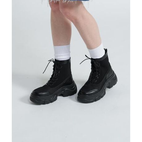 [^ԁF7835291701]EAbp[́AU[ƃbVfނ̃RrBʋCƑϋv˔݌vBETChܐɃbV̑fނgAfUCƌyʊvXBE{[̂\[BNbVAԂ̕sKByAVIREX WOMANz{iIȃ~^[EFA@\ƃfUCfB[XJWAɓeCBI㐫̂郌fB[XuhƂđARADSAzƂĉȓl̏֌fBXJWAĂĂ܂B