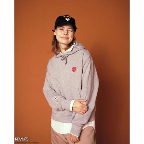 [^ԁF7835231606]iFsAVIREX ~ PEANUTStPULLOVER PARKA ^ vI[o[p[J[ ^ s[ibc ^ ABbNX݂75A21̌A2200ŘAڂĂAEňꑱlCR~bNPEANUTS(s[ibc)B̃R~bNɓoꂷ鈤邵LN^[̃Xk[s[Ƃ̒Ԃre[WA[gvghJŕ\BAVIREX̐lCACeɗƂ񂾁AIWifUC̃RNVACeɂȂĂByiڍׁzEnߗуp[J[&nbsp; &nbsp;Ewɑ傫uPEANUTSṽSB̒̕ɃLN^[̃CXgJtɔzuĂ&nbsp;&nbsp;E|bvŃCpNĝfUCB̂LN^[̃LoXɂȂĂ_j[NEXg[ĝp[J[ŁACŖ邢C[WBLN^[̑Ńt@ɂ͊ꖇEFREETCYł肵VGbgyAVIREX WOMANz{iIȃ~^[EFA@\ƃfUCfB[XJWAɓeCBI㐫̂郌fB[XuhƂđARADSAzƂĉȓl̏֌fBXJWAĂĂ܂B