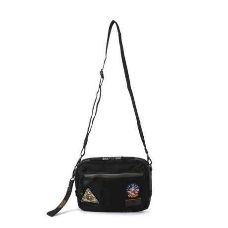 [^ԁF7835976238]Eʎdl̃~jV_[obNEIWĩuhDl[gpEuTOMCAT^gLbgṽbyw{[e[vgpECCfƂ͈ႤuhSvg̃fUCEt@Xi[|PbǵApXP[XȂǂ̏ȃm[鎖\EC[ɕʓrA[Xy[XLE[vXgbvtEEV_[xgtEP̂̃|[`ƂĂp\EfC[JWAƂăjZbNXŎgp\yTCYz:25cm ^ :17cm ^ }`:6cm ^ V_[(߉):139cmyAVIREX^ABbNXz1975NɃAJR̃RgN^[ƂđnƂAtCgWPbgł̔FmxIɍ߂B~^[ɋNABbNX́A@\IȃfUCoL̔ɎxĂB̌Iȕ\́AfuCfB[EW[YvugbvKvutBXxvȂǂ̃XN[ł􂵁Aт𗁂тB̖ʂ̖fUCAmX^WbNȖ킢͍ȂȆ̐lXxꑱĂBg̃p\R̃j^[ɂāAiƃJ[قȂ ꍇ܂Bɐ\󂲂܂񂪁A܂l肢܂BVbv̍݌ɐ cX܂̏i܂܂Ă܂B݌ɐXϓׁA_ō݌ɂɂȂĂꍇ܂BTCY\́Ai̐nDȂǂ̓ɂǍ덷͂܂B\߂B摜̏i̓TvłBۂ̏ił́AdlEH኱قȂꍇ܂B