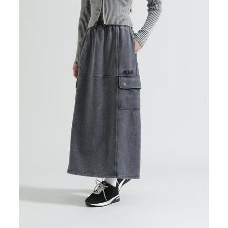 [^ԁF7836116601]EP~JEHbVɂĉH߂ɏoA͋CdオɁBETChƃqbvɃ|PbgtAfBe[ɋÂACeEV[ỸgbvXiiԁF7836131601)Ƃ̃ZbgAbvXXłByAVIREX WOMANz{iIȃ~^[EFA@\ƃfUCfB[XJWAɓeCBI㐫̂郌fB[XuhƂđARADSAzƂĉȓl̏֌fBXJWAĂĂ܂B