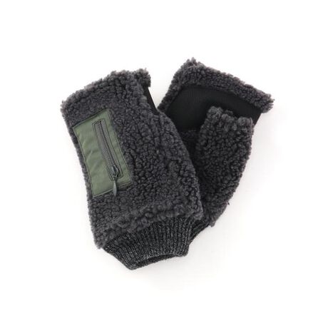 [^ԁF7835970701]E{Afނ݂̉̂O[uBEwo^CvŁAX}zȂǂ̑₷fUCBEiCgWbvȂǁA~^[eCXg𐷂荞񂾃X^CByAVIREX WOMANz{iIȃ~^[EFA@\ƃfUCfB[XJWAɓeCBI㐫̂郌fB[XuhƂđARADSAzƂĉȓl̏֌fBXJWAĂĂ܂B