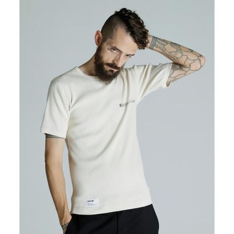 [^ԁF7825134008]Ƃ݂ȂSn̗ǂ40^2u҂݃RbgTVcBɂ́AƂŎ{ꂽX^vāAǂɈႤy߂܂BɁATVc͔ɐLkāÂɂtBbgȂyɒ܂BC_[XWPbg̃Ci[ƂčlĂAWPbgƂ̑QBɃX[Yɒ悤ɐ݌vĂ̂ŁAX^CbVłȂK𑹂ȂƂ܂BTVćAڂSnĂ̂ŁAԃCi[ƂđϐlC܂BǂȃR[fBl[gɂRɗn݁Apł邱ƊԈႢȂłBfށF100YF̏i̓N[|ΏۊOƂȂĂ܂BySchott^Vbgz  C_[XWPbg̑㖼ƂSchott̗j́A1913NAj[[NŃA[BEVbgAWbNEVbǧZɂĎn܂B ̓CR[gHꂾA1928NɐEŏ߂ătgWbp[̗pC_[XWPbguPerfectovV[Y𔭔B {^dlȂAIȃWPbgƂĘbƂȂǍ̃C_[Xjɑ傫ȉe^B āASchott̖𐢊Eɒm炵߂̂50Nɔ\ꂽ^̃X^bYG|bgɔz`̃f X^[ B [YZbNXsXgY͂߁ÃA[eBXg⃂[^[TCNXgɎxA𒴂i̒ԂƂčȂ̐lX𖣗B ŋ߂ł͒ԃfłȂAJWAC[ȂǁAɎɍ킹Đi𐋂vVYȂB C_[X̗j͉iSchottƂƂɂB