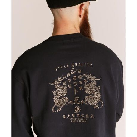 [^ԁF7825232006]1940N`50Ñg[jOEFA璅z𓾂AKxȂ邳̂VGbg̈ꒅBNVbNȕ͋CcAKƎp˔fUCɎdグ܂Bfނɂ̓Rbg50 ~ |GXe50̗pByʂőɗDA₷̂łB܂A|GXeĽ_łsOiыʁjɂH{ApłdlɁBfUĆA{̌Â炠LC[WOtBbN̗pBґɂhJŎdグ邱ƂŁAŝ\𐶂ݏoANVbN㎿ȎdオɂȂĂ܂BfށF76 |GXe24YF̏i̓N[|ΏۊOƂȂĂ܂BySchott^VbgzC_[XWPbg̑㖼ƂSchott̗j́A1913NAj[[NŃA[BEVbgAWbNEVbǧZɂĎn܂B̓CR[gHꂾA1928NɐEŏ߂ătgWbp[̗pC_[XWPbguPerfectovV[Y𔭔B{^dlȂAIȃWPbgƂĘbƂȂǍ̃C_[Xjɑ傫ȉe^BāASchott̖𐢊Eɒm炵߂̂50Nɔ\ꂽ^̃X^bYG|bgɔz`̃fX^[B[YZbNXsXgY͂߁ÃA[eBXg⃂[^[TCNXgɎxA𒴂i̒ԂƂčȂ̐lX𖣗Bŋ߂ł͒ԃfłȂAJWAC[ȂǁAɎɍ킹Đi𐋂vVYȂBC_[X̗j͉iSchottƂƂɂB