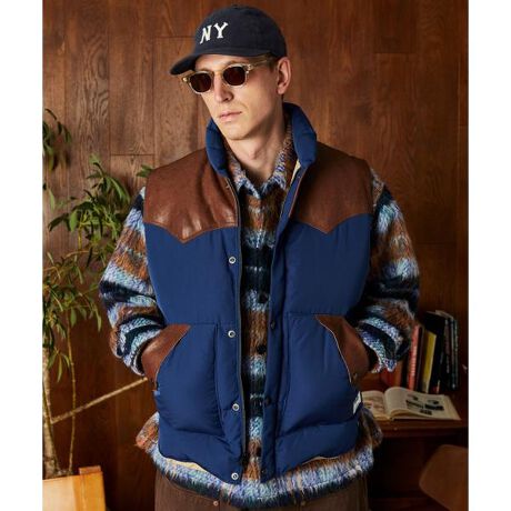 [^ԁF7825253001]삪Bő̓́AU[Rr̃fUC_EpbN2d˂4w\̗pAC̐NOIɃubNBɁAepbNŕގdlɂ邱ƂŁAяohAϋvƌyʐ𗼗܂BiiɌyAłėDꂽۉ͂BU[Rrɂ́AxW^u^jȂ߂̃JEU[gpBgނقǂɖ킢[ωAľł܂BȂ₩ȎƑϋv˔U[ANVJȕ\oByʂłȂhQ̃nCXybNdl~̌̂ƂȂA蔲ꂽACeБ̊ĂB̏i̓N[|ΏۊOƂȂĂ܂BySchott^VbgzC_[XWPbg̑㖼ƂSchott̗j́A1913NAj[[NŃA[BEVbgWbNVbǧZɂĎn܂B̓CR[gHꂾA1928NɐEŏ߂ătgWbp[̗pC_[XWPbguPerfectovV[Y𔭔B{^dlȂAIȃWPbgƂĘbƂȂǍ̃C_[Xjɑ傫ȉe^BāASchott̖𐢊Eɒm炵߂̂50Nɔ\ꂽ^̃X^bYG|bgɔz`̃fhX^[gB@̐V삱AfwUEChEiMu\ҁvxŁA}[EuhZƌĂ郂fłB̌[YZbNXsXgY͂߁ÃbN~[WVɎxA𒴂i̔ԂƂčȂ̐lX𖣗ŋ߂ł͒ԃfłȂAJWAC[ȂǁAɎɍ킹Đi𐋂vVYȂBC_[X̗j͉iSchottƂƂɂB