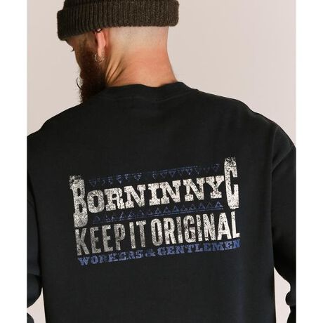 [^ԁF7825232015]12.5oz̃wr[EFCg{fB̗pAKbVƂ݂ƃhC^b`ȕ̈ꒅBŗ͋AJX^CdオłBNтł͂ȂpCdl̂߁AʔNKɒp\BGSn悭AԂ̒płXgX܂B悢Ƃ̂VGbgŁALX^COɑΉ܂BfUC͓̃|X^[CXpCA󂯐BSchott̐lɈꑱĂ邱Ƃ\郏[h`CXŁANVbNȂbZ[ŴꒅɎdオĂ܂B̏i̓N[|ΏۊOƂȂĂ܂BySchott^VbgzC_[XWPbg̑㖼ƂSchott̗j́A1913NAj[[NŃA[BEVbgAWbNEVbǧZɂĎn܂B̓CR[gHꂾA1928NɐEŏ߂ătgWbp[̗pC_[XWPbguPerfectovV[Y𔭔B{^dlȂAIȃWPbgƂĘbƂȂǍ̃C_[Xjɑ傫ȉe^BāASchott̖𐢊Eɒm炵߂̂50Nɔ\ꂽ^̃X^bYG|bgɔz`̃f X^[ B[YZbNXsXgY͂߁ÃA[eBXg⃂[^[TCNXgɎxA𒴂i̒ԂƂčȂ̐lX𖣗Bŋ߂ł͒ԃfłȂAJWAC[ȂǁAɎɍ킹Đi𐋂vVYȂBC_[X̗j͉iSchottƂƂɂB