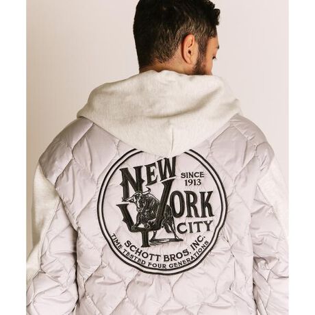 [^ԁF7825231006]12.5oz̃wr[EFCg{fB̗pAKbVƂ݂ƃhC^b`ȕ̃Wbvt[fB[Bŗ͋AJX^CꒅɎdオĂ܂BNтł͂ȂpCdl̂߁AʔNʂĉKɒp\BGSn悭AԂ̒płXgX܂Bwʂɂ̓~^[CNȃIjILggpAVvȂIȃANZgvXBBe[W~^[EFAfiƂfBe[Aȕ͋CwĂ܂BVGbǵAقǂ悭Ƃ̂TCWOŁALX^COɃ}b`g̗ǂACełB̏i̓N[|ΏۊOƂȂĂ܂BySchott^VbgzC_[XWPbg̑㖼ƂSchott̗j́A1913NAj[[NŃA[BEVbgAWbNEVbǧZɂĎn܂B̓CR[gHꂾA1928NɐEŏ߂ătgWbp[̗pC_[XWPbguPerfectovV[Y𔭔B{^dlȂAIȃWPbgƂĘbƂȂǍ̃C_[Xjɑ傫ȉe^BāASchott̖𐢊Eɒm炵߂̂50Nɔ\ꂽ^̃X^bYG|bgɔz`̃f X^[ B[YZbNXsXgY͂߁ÃA[eBXg⃂[^[TCNXgɎxA𒴂i̒ԂƂčȂ̐lX𖣗Bŋ߂ł͒ԃfłȂAJWAC[ȂǁAɎɍ킹Đi𐋂vVYȂBC_[X̗j͉iSchottƂƂɂB