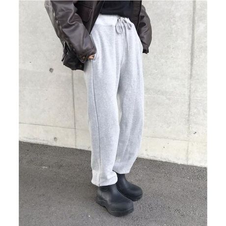 [^ԁF7844110711]ord悢ȃX^CɎdグĂXEFbgpcBɂ͒悭tBbgoAɌĂe[p[hVGbg̓bNXtBbgȂ炷ƂfUCɎdオĂ܂BRbg̐nAG悭bNXtBbgȗSnɁBEGXg̓ugpɂȂĂ邽߃EGXgƎdオ܂BтȂ̂ŃV[Y킸gĂ͓̂IłIV[ỸXEFbggbvX(iR[h:80371109)ƃZbgAbvŒĂ̂߂łBȃnClbÑjbggbvXɃu[cȂǍ킹ƑlJWAȒȂĂ܂BI[o[VGbg̃Vc킹ăLCڂɗĂĂ܂Bp[J[J[fBKȂǃJWAACeƍ킹[YX^CQłBordEEEIhiordojeŁuvÒold clothes|킹ăuhɂ܂B"NoĈꑱAvintageclothesC[W\[XɁÃfC[[XɃAW"fBN^[`[kumikahidekamaya