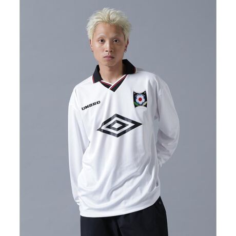 [^ԁF7844230267]UMBRO~NICK GEAR~LHP̓xUMBRO~NICK GEAR~LHP̃gvR{[VBEItbg{[uhuAu(UMBRO)v\Q[VcɁAXg[g̃GbZXvXꒅ܂BzAUVJbg@\ɗDꂽAũQ[Vcx[Xɂ{fBƁA҂̃VOl`[SꂼzuґȃfUCłBƂpƒ悭Ƃ̊x[VbNtBbgVGbǵAX|[cV[ɂ͂A^E[XɂœK̃ACełBQ[pcEBhu[J[킹邱ƂŃX|[cCNɁA[YVGbg̃fjpcJ[Spc킹邱ƂŃXg[gCNȒȂɎdオ܂BUMBROEEEAu1924NɃTbJ[̕ꍑCOhA}`FX^[ŃX^[gtbg{[uhBAuƂ̂́AnƎ҂łnt[YZHumphreyśutlvBrotherśuaqnvɗRĂ܂BVOl`[łu_uE_ChvS̓TbJ[EFÁANx͖ڂɂƂ̂ł͂Ȃł傤BX|[cEe[O̐EvVĂAu͐a100N}Aɂ킽荂iA@\ȃTbJ[EFAŐE̋`[LI肽T|[gĂ܂BNICK GEAREEEՓIȃuh舵AߔN̊󏭉l̂̂łȂɗȂ{ɂmĂp܂B܂Ǝ̑nőɂȂfUC𐶂ݏoAɂȂVlςnoĂ܂BgMilitaryhEgArmyhȂǂ̃ObYɊđΏƓIȉԂY邱ƂŁg푈hɑ΂ẴA`e[[ƂĂiƍlĂ܂B