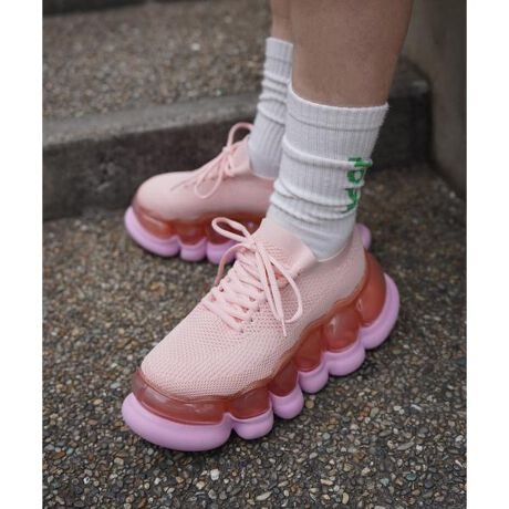 [^ԁF7844992714]MIKIO SAKABE{[~[2w̃AEg\[ۓI gJewelryh ArkB{[̂悤ȂՂƂ\[́A_̏s邩̂悤ȐVoȗSn͓IȈꑫłB MIKIO SAKABEEEE~LITJx͓{l̍╔OYƑpl̃VGEWFt@肪A_Ƃt@bVuhB╔OY2002NɃGX[hp𑲋ƁǍAg[vpAJf~[ɐiwAt@bVȂȂőƂBVGEWFt@̓xM[EubZ̃A[gXN[AEJu݊wɍ╔ƏoA2lŃuhݗB╔OYgroundsiOEYj̃VOl`[łA΂Az\[IȃV[YuJEWELRYvďCĂ邱ƂłLmĂB