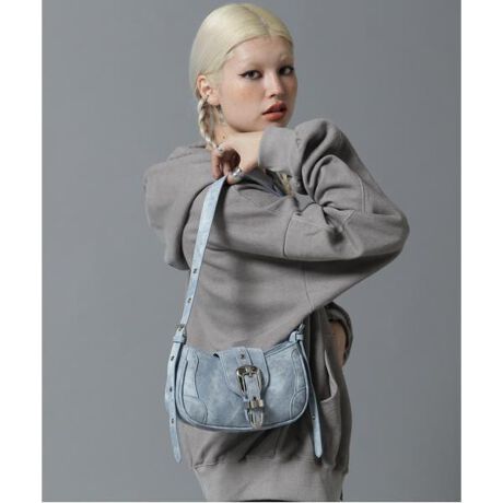 [^ԁF7844976768]SISxgANZgɂȂĂV_[obOB悢^C_CVvR[fBlCg̃|CgƂĎĂ܂BRpNgTCYȂ}`̂ŕigɂ߂łBghY2KAoGRAA؍t@bVɍ킹Ă̂߂łBySIS^GXACGXzSIS^GXACGX͊؍̃JWAEXg[gEFAuhBghɍ킹HM~bNgeNjJȃfUClC̃uhBfނfUCAVGbgǋȂRXgptH[}X̂IB