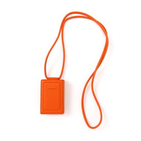 [^ԁF7845970296]objcts.iozJ[hP[XA|[`̗֐gSV^CṽX}zV_[ƂĊ􂷂V_[EHbgBV_[EHbgP̂ƂĂ͂AMagSafeΉiPhoneP[XɎtĂg閜\ȃACełBEEHbǧ:2.3cmER̒F67.5cm(EHbg猨ɂ镔܂ł̋)ED(v5x̎O܂莆[\)ERC|Pbg(v10̍d݂AirTag[\)EJ[hz_[x2iv3[\jiPhoneP[X͕ʔłBfށFG{XU[(v){̃P[XуXgbvtANZT[ɂ̓}OlbgĂ܂BeiXɂāFꂽꍇAyubVO邩A܂܂zŐ@ĂBAR[^CṽEFbgeBbV̂gp͂T܂B܂AԂ肵Ȃ悤ӂBATTENTIONERfނł{v̗pĂ邽߁AMagSafeANZT[gpƂƂɁAJrit{̃P[XwʂɃ}OlbgɂՂtƂ܂ƍKłBE{iMagSafeΉƂȂĂ邽߁A{̃P[XуJ[hP[XAEHbgɃ}OlbgĂ܂B}Olbgdq@⎥CJ[hȂǂ̎CL^}̂ɋ߂Âƌ̏̌ɂȂ\܂̂ŁA߂ÂȂ悤ɂӂBEiPhone{̂ƐڂANZTɂ͎Ch~V[ggpĂ܂ACsǂ߂ɃNWbgJ[h̎CXgCvʂ\ɌĂgp邱Ƃ𐄏Ă܂BȄ󋵉ɂāA{iɓĂ鎥΂dꂪA݌^̃y[X[J[ȂǈË@Ɋ邨ꂪ܂̂ŁAߕtȂ悤肢܂BEANZT[{̃P[Xɑꂽ܂܃JgpƁAANZT[㕔f荞ޏꍇ܂BLp[hTCY̏Ȗ{̃P[XŃJgpۂ́AANZT[OĂg܂BEfoCX̊h߁AXgbvtJ[hP[XEEHbǵAobjcts.iõJrit{̃P[XȊOɑĂ̂gp܂ƍKłByobjcts.io^IuWFNcACI[zГy^c郌U[v_Nguh́IuWFNcACI[Bul̈ړAbvf[gvRZvgɁARƋ@\Œaꂽv_Ng𐶂ݏoB