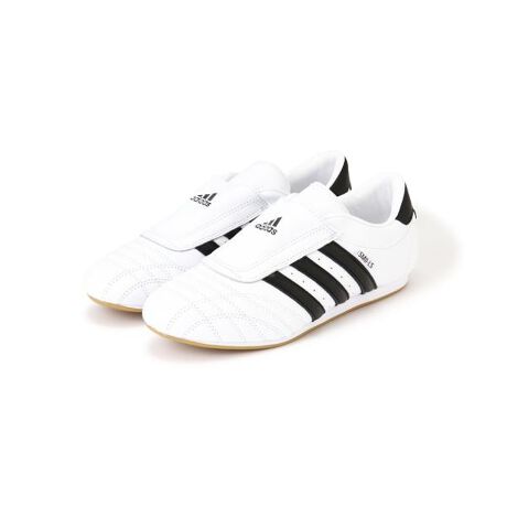 [^ԁF7845292707]adidas OriginalsadidaseRh[́Ã[cƐ[ւA2000N㏉̃~j}ȃXb|fUCւ̃I}[WB\tgȃU[̗pA킬KɑɉfUCBɂ́A_Af炵gNVÃo[AEg\[킹ĂBOɎ{ׂXeb`ƁAƂX[XgCvXAV[[XJo[I[̖͂A肵瑦A̒ԂƂȂV[YBadidas OriginalśASẴAX[gB̍ō̃X|[cptH[}X̂߂ɐ݌vEJꂽuAfB_X X|[cptH[}XvA2001NɓoꂵXg[gX|[cEGAuhuAfB_X IWiXv𒆊juhƂēWJĂ܂BuAfB_X X|[cptH[}Xv̓tbg{[⃉jOȂǂ̃X|[cJeS[ΏۂƂAnƎ҃AfBE_X[̎vzɃAX[gō̃ptH[}X𔭊ł邱ƂڎwāACmx[VƃeNmW[ɒ͂iJsĂ܂BuAfB_X IWiXv́A1972N1995N܂ŁuadidasЁṽJpj[SgtHCSiOt̃SjɂAAX[ĝ߂ɊJꂽv_Ng̕iÃ݂gh𔽉fV샂fR{[Vɂv_Ng܂ŁALi葵Ă܂B