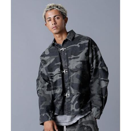 [^ԁF7845220271]DankeSchon񎟐E풆ɃAJŌRpV[gɎgpĂbvXgbvn̗pJ[SVcWPbgByʂŏvȃbvXgbvfނJ[S|Pbg~^[oȂA{fBɎ{ꂽJ[S|Pbg⃁^tbÑtgdlœsIȕ͋Cɏ؂ꒅłBƂI[o[TCYŁACi[̌ɂƂꂸOV[Yp܂BV[ỸJ[SpcƃZbgAbvƂĂ̒p͂AXg[g⃋[YVGbg̃fjpcXEFbgpcAV[cȂǕL{gXƃX^CO܂BDankeSchonEEEDankeSchonƂ́Ãuh̊jƂȂL[[hD@digitaliyfW^A@ArchitectnN@neologismV\K@kittenishӂE@engrossingSD̓gݍ킹̂ɃhCcSchontAuḧӐ}Ɏ^ĂlBɊӂ̈Ӗ߁AuDankeSchoni肪Ƃ̈ӖjvƂĂBt@bṼe[}́uj[X^_[hvBɍR̂ł͂ȂA蔲󂯗ƂŃuhɌvf𒊏oAiȑfނƁAfW^CYȃOtBbN|킹RNVɗƂĂBȃVGbgAfBe[ւ̓OꂵƓɁAj[NŐVϋɓIɎB琶ݏoꂽíApIłRɓɓނ́B