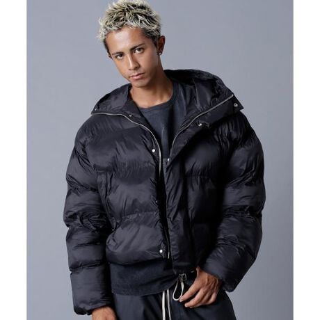 [^ԁF7845252383]DankeSchon_ȌƐꂽ{[͂́uxNYLON HOODED BLOUSONvBy₩ȒSnƍۉ𗼗ꒅŁA킩~̃AEghA܂ŕL􂵂܂BiCL̃cX|[eB̒ɃOWA[ȃ[hvXBƂVGbgƒ悢V[g̃oX▭ōۂȂo܂BPOINTyʂȂgȎdlxiCfނɂ㎿ȃcƂȂ₩Ƃ̂hbvV_[ŃbNXotg̓WbvƃXibv{^2d\ŕ̐Nh~j킸jZbNXŒp\ȃ~j}fUCSTYLE TIPEXg[gӎāAXEFbgpcJ[Spcƍ킹tȃX^CBEtɁAXbNX⃌U[pcƍ킹΁Al̃[hYX^COɂωBEt[hOɏoăC[hôA~̃C[X^CƂĂ߁BE^CgȃCi[Ƃ̃RgXgŃVGbg̃nyŁB̓~AԈႢȂwremBxiČ򂪁AVvȑɂQ̑݊^ĂꒅłBpbt@[WPbgɂ肪Ȗ؊ȂADankeschon炵ꂽ_Eu]B3FWJizCgEubNEuEjŁAꂼقȂ\y߂̂|CgIDankeSchonEEEDankeSchonƂ́Ãuh̊jƂȂL[[hD@digitaliyfW^A@ArchitectnN@neologismV\K@kittenishӂE@engrossingSD̓gݍ킹̂ɃhCcSchontAuḧӐ}Ɏ^ĂlBɊӂ̈Ӗ߁AuDankeSchoni肪Ƃ̈ӖjvƂĂBt@bṼe[}́uj[X^_[hvBɍR̂ł͂ȂA蔲󂯗ƂŃuhɌvf𒊏oAiȑfނƁAfW^CYȃOtBbN|킹RNVɗƂĂBȃVGbgAfBe[ւ̓OꂵƓɁAj[NŐVϋɓIɎB琶ݏoꂽíApIłRɓɓނ́B